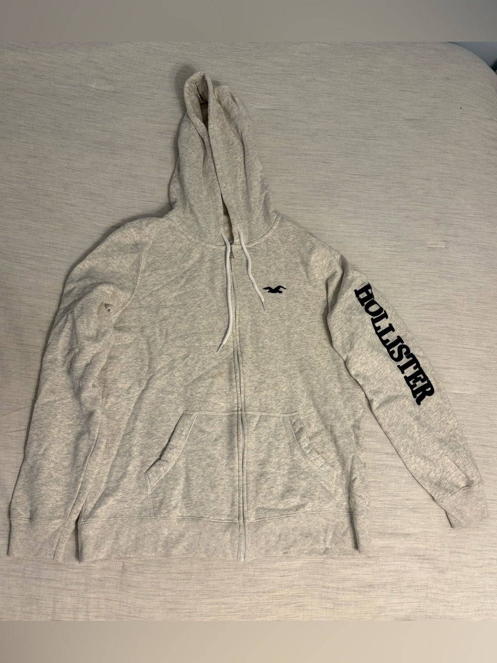 Hollister Gray Sweatshirt Women's Size Large - Great Condition